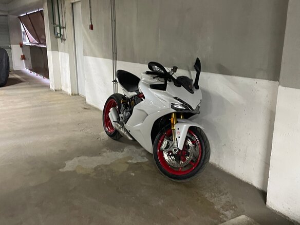 2018 Ducati Supersport, белый - вид 2