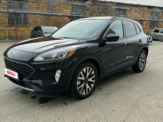 2020 Ford Escape IV, чёрный, 2140000 рублей, вид 3