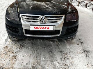 2008 Volkswagen Touareg I Рестайлинг, чёрный, 1310000 рублей, вид 1