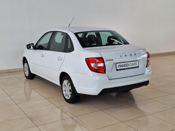 2022 Lada (ВАЗ) Granta I Рестайлинг, белый, 555000 рублей - вид 5
