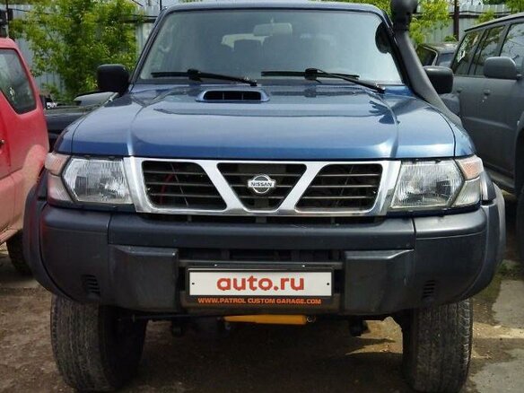2000 Nissan Patrol V (Y61), синий, 1300000 рублей