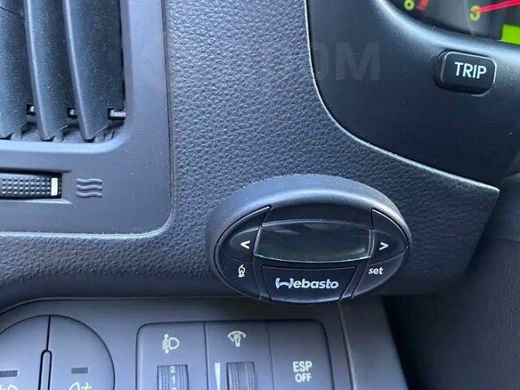 2011 Hyundai H-1 II, серебристый, 1900000 рублей - вид 16