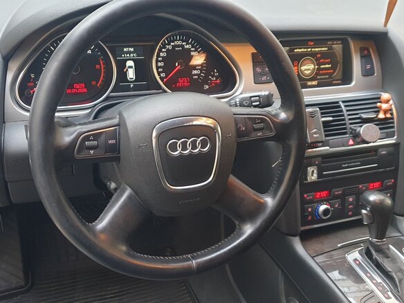2011 Audi Q7 I (4L) Рестайлинг, серебристый, 2400000 рублей - вид 31