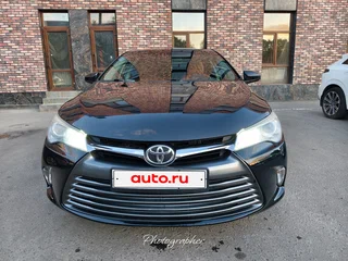 2017 Toyota Camry US Market VII (XV50) Рестайлинг, чёрный, 2100000 рублей, вид 2