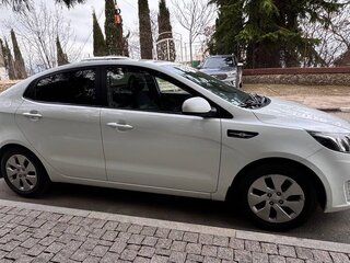 2015 Kia Rio III, белый, 970000 рублей, вид 4