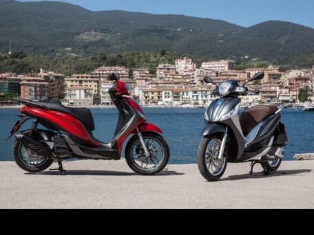 2016 Piaggio Vespa, красный, 300000 рублей, вид 2