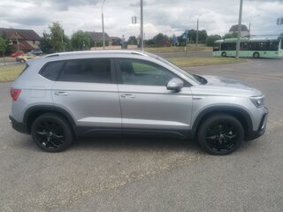2021 Volkswagen Taos I, серебристый, 1655000 рублей, вид 3
