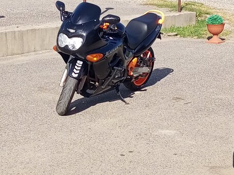 2000 Suzuki Bandit GSF 750, чёрный, 315000 рублей, вид 1