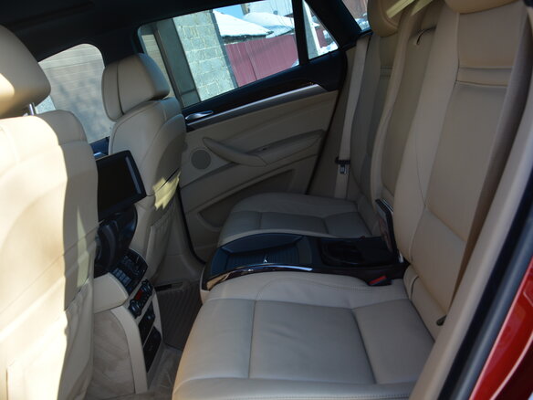 2008 BMW X6 50i 6-speed I (E71), красный, 1599999 рублей - вид 22