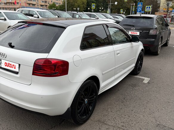 2009 Audi A3 II (8P) Рестайлинг 2, белый, 625000 рублей - вид 3