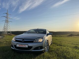 2007 Opel Astra H Рестайлинг, серебристый, 850000 рублей, вид 2