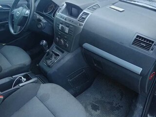 2007 Opel Zafira B, чёрный, 650000 рублей, вид 3