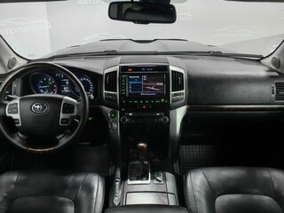 2012 Toyota Land Cruiser 200 Series Рестайлинг 1, чёрный, 4150000 рублей, вид 3