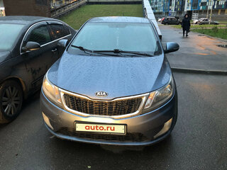 2013 Kia Rio 5-speed III, голубой, 850000 рублей, вид 2