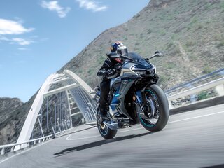 2026 CFMoto 675SR-R, белый, 769410 рублей, вид 5
