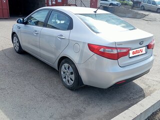 2014 Kia Rio III, серебристый, 875000 рублей, вид 2