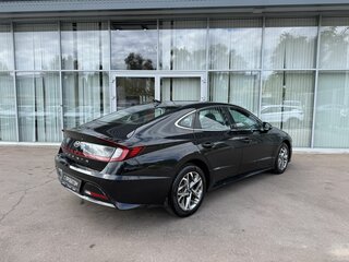 2021 Hyundai Sonata VIII (DN8), чёрный, 2000000 рублей, вид 5