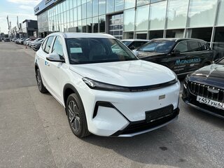 2026 Geely EX5 Гибрид EM-R, белый, 3829990 рублей, вид 1
