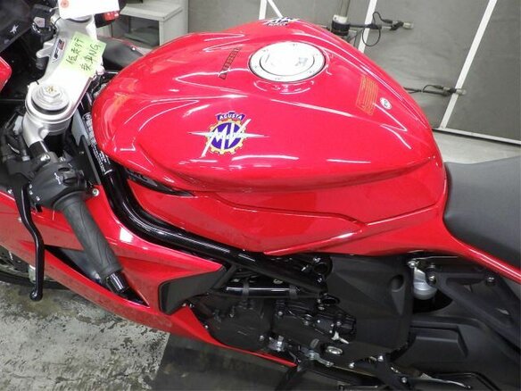 2022 MV Agusta F3 800, красный, 1600000 рублей - вид 9