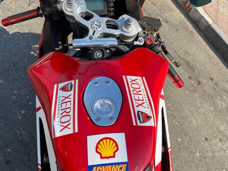 2004 Ducati 749, красный, 750000 рублей, вид 5
