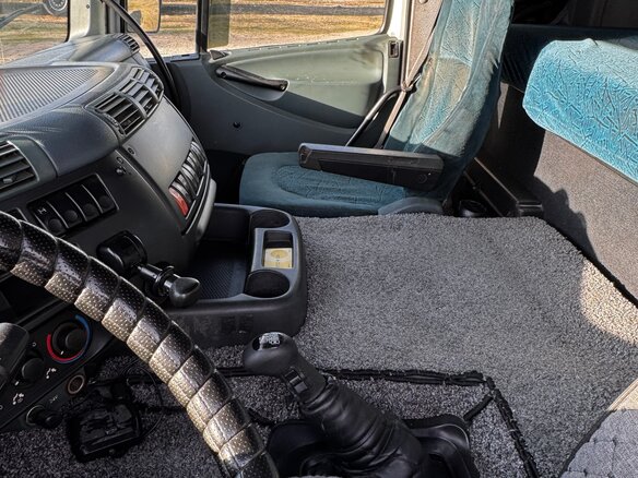 2002 DAF CF-series, белый, 2700000 рублей - вид 8