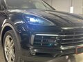 2018 Porsche Cayenne III, чёрный, 5950000 рублей - вид 3
