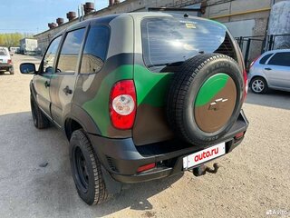 2012 Chevrolet Niva I Рестайлинг, зелёный, 499900 рублей, вид 4