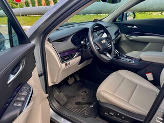 2023 Cadillac XT4 I, серый, 2900000 рублей, вид 5