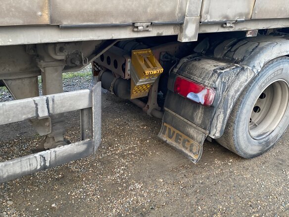 2000 Iveco EuroTech, жёлтый, 1450000 рублей - вид 5