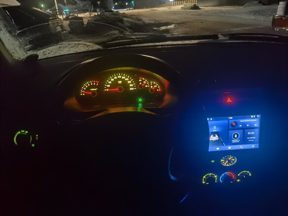 2011 Lada (ВАЗ) Priora I, белый, 235505 рублей - вид 4