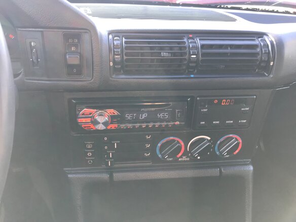 1992 BMW 5 серии 525i III (E34), чёрный - вид 9