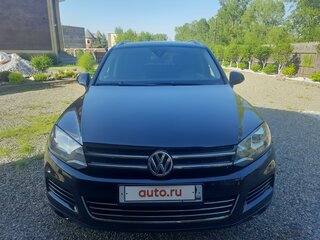 2013 Volkswagen Touareg II, чёрный, 2190000 рублей, вид 3