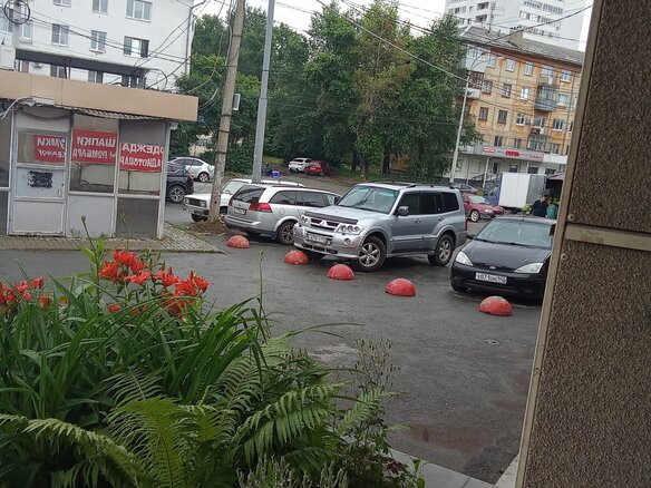 2004 Mitsubishi Pajero III Рестайлинг, серебристый, 1150000 рублей - вид 15