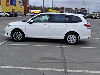 2019 Toyota Corolla Fielder XI (E160, E170) Рестайлинг 2, белый, 1480000 рублей, вид 3