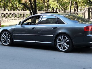 2007 Audi S8 II (D3) Рестайлинг, серый, 1900000 рублей, вид 4
