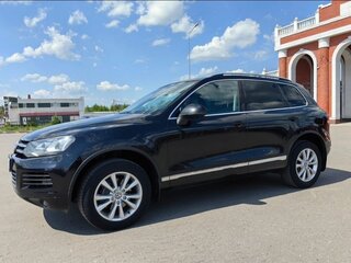 2013 Volkswagen Touareg II, чёрный, 2950000 рублей, вид 4