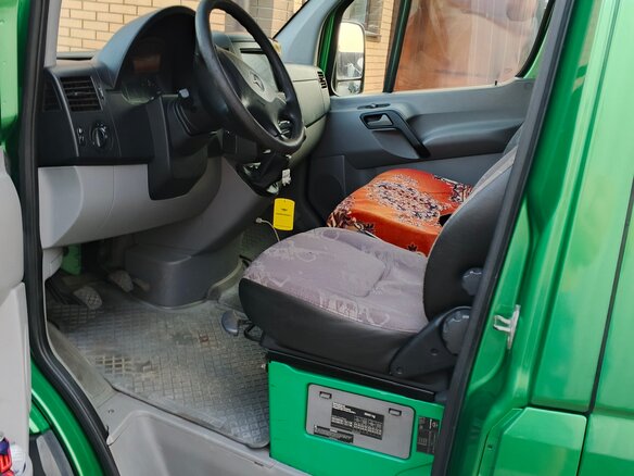 2006 Mercedes-Benz Sprinter, зелёный, 2100000 рублей - вид 7