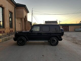 2021 Mercedes-Benz G-Класс 500 III (W463), чёрный, 18000000 рублей, вид 4