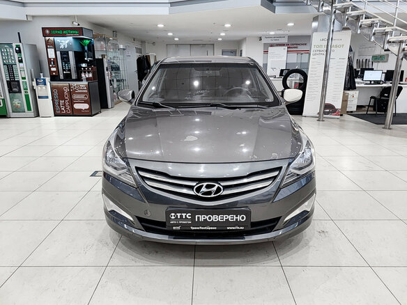 2015 Hyundai Solaris I Рестайлинг, серый - вид 1
