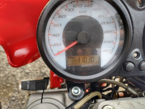 2005 Ducati Monster S2R, красный - вид 7