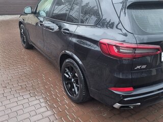 2019 BMW X5 30d IV (G05/G18), чёрный, 6800000 рублей, вид 3