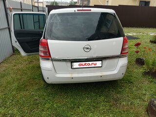 2011 Opel Zafira B Рестайлинг, белый, 555000 рублей, вид 4