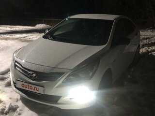 2015 Hyundai Solaris I Рестайлинг, белый, 1350000 рублей, вид 3