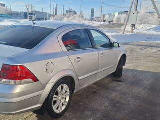 2007 Opel Astra H Рестайлинг, серебристый, 600000 рублей, вид 5
