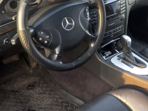 2004 Mercedes-Benz E-Класс 220 III (W211, S211), серый, 1500000 рублей - вид 5