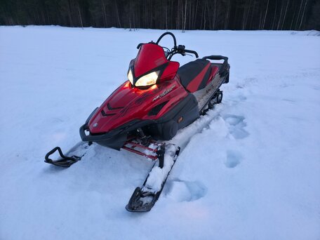 2005 Yamaha RS Vector, красный, 840000 рублей, вид 5