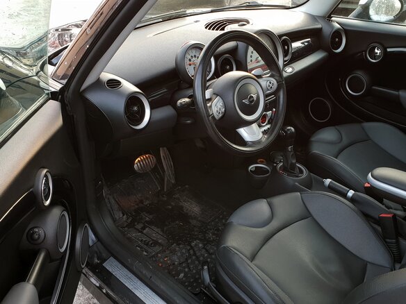 2007 Mini Hatch Cooper S II (R56), чёрный - вид 3