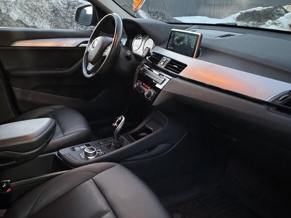 2020 BMW X1 16d sDrive II (F48) Рестайлинг, синий, 2320000 рублей - вид 19