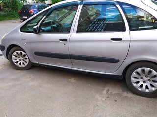 2000 Citroen Xsara Picasso, серебристый, 324586 рублей, вид 2