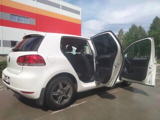 2011 Volkswagen Golf VI, белый, 425000 рублей, вид 3